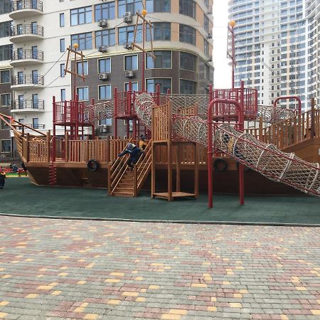 דירות אודסה Аркадия.Новая Квартира В 32 Жемчужине!!! מראה חיצוני תמונה